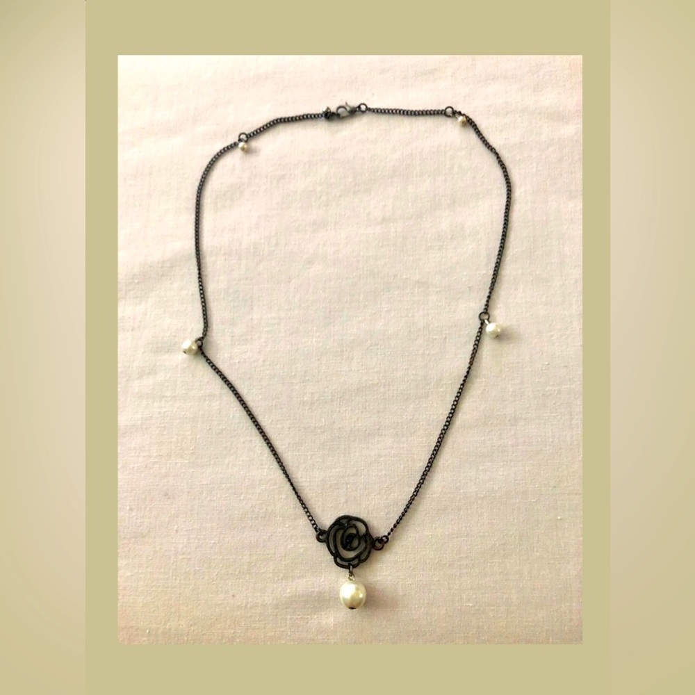 Handmade Black rose pendant necklace with faux-pearl